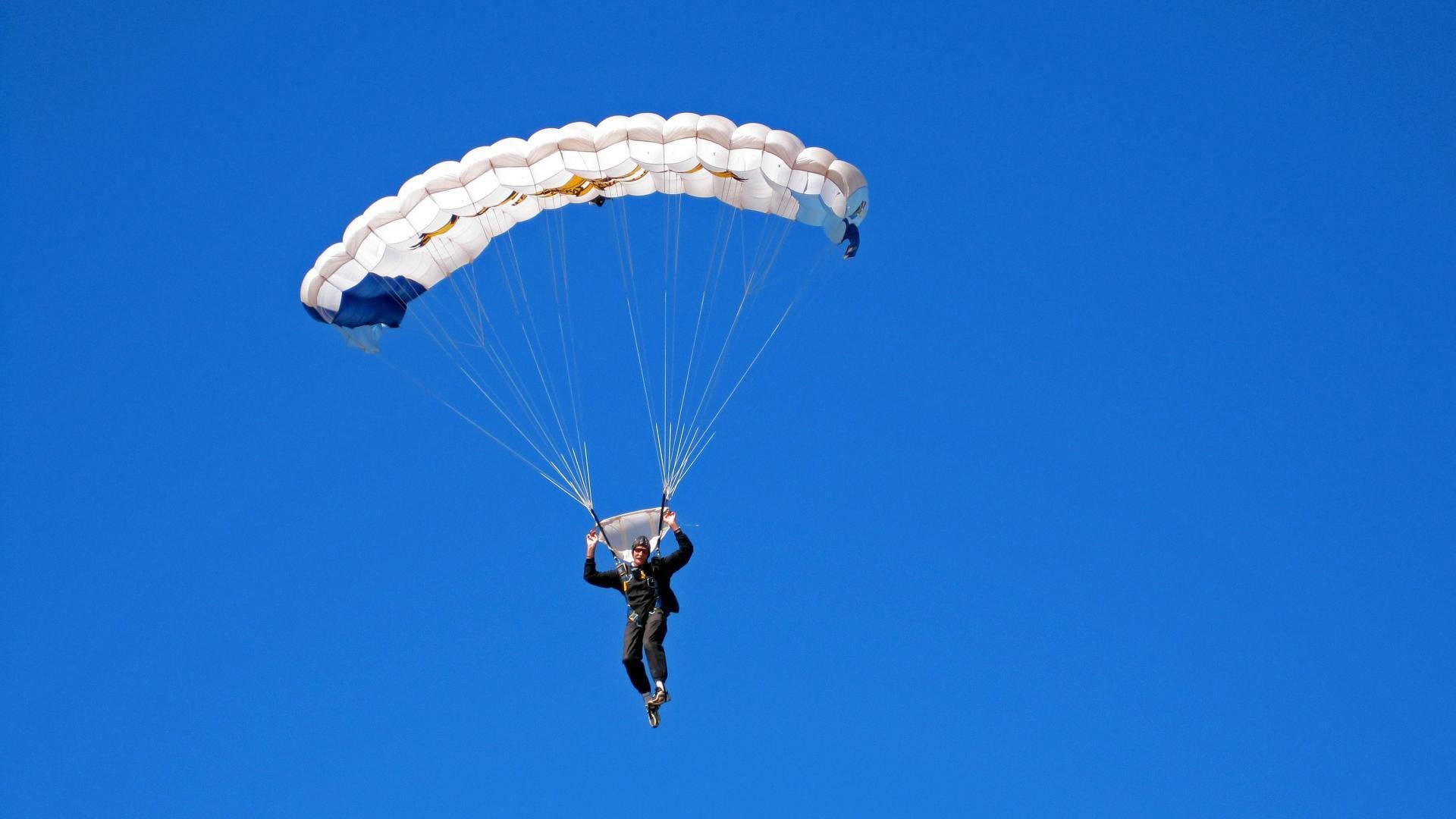 _没想到!意外受伤让世界第一错失冠军_,失误得冠军